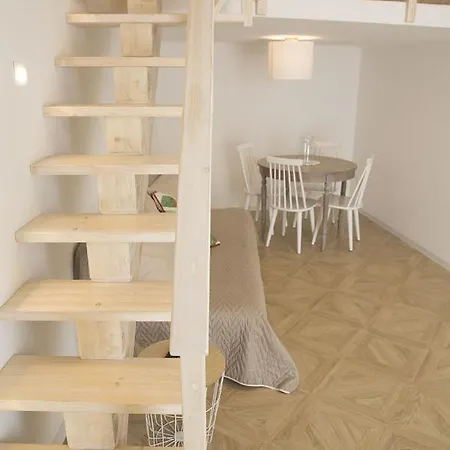 Solis Domus - Meridies