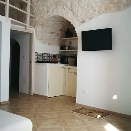 Solis Domus - Meridies * Ostuni